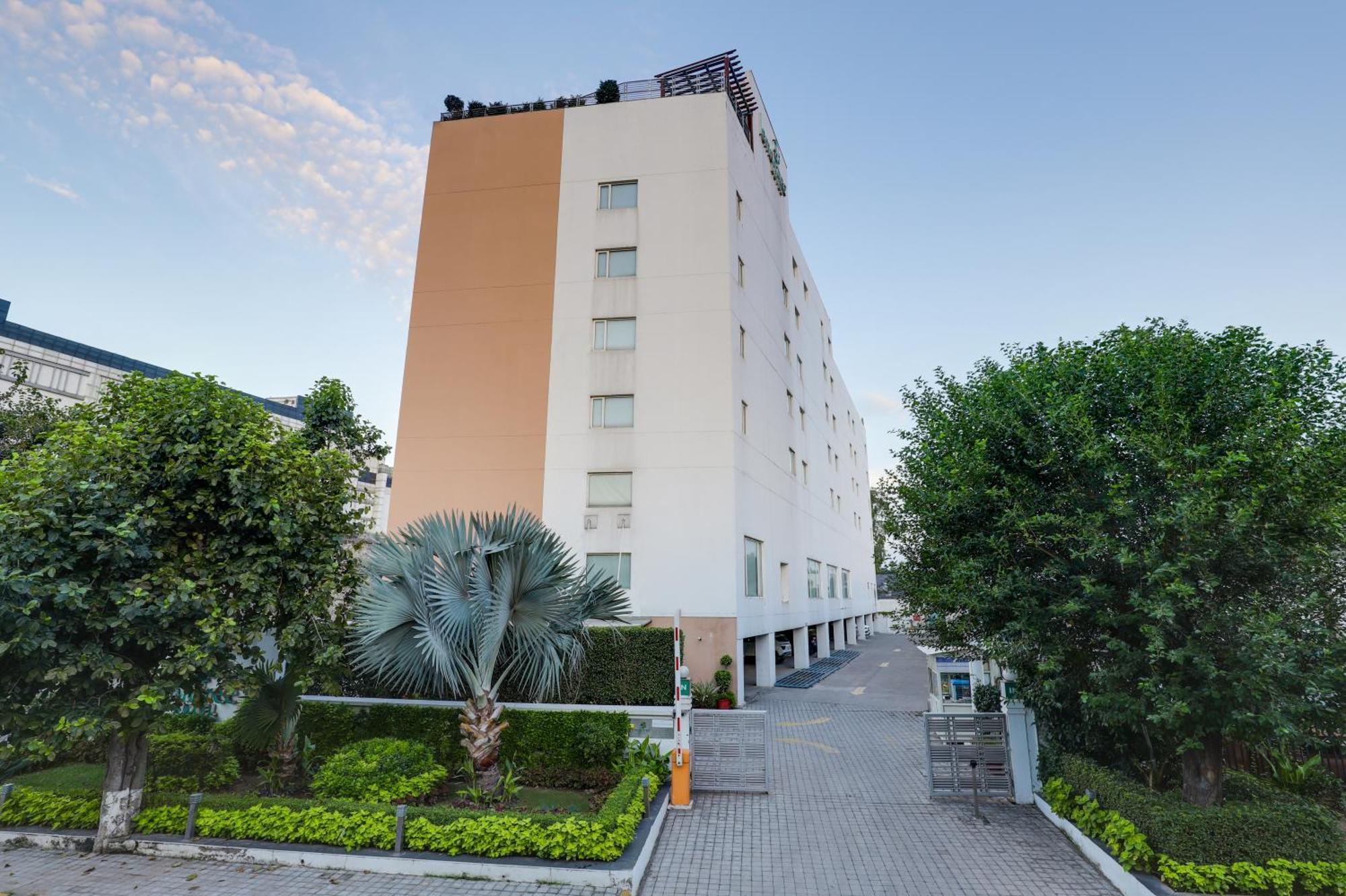 Lemon Tree Hotel Chandīgarh Εξωτερικό φωτογραφία